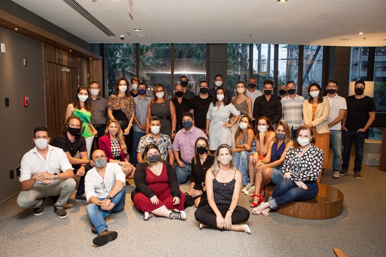 Lideranças empresariais da ADVB/SC se reúnem para planejar as ações de 2021