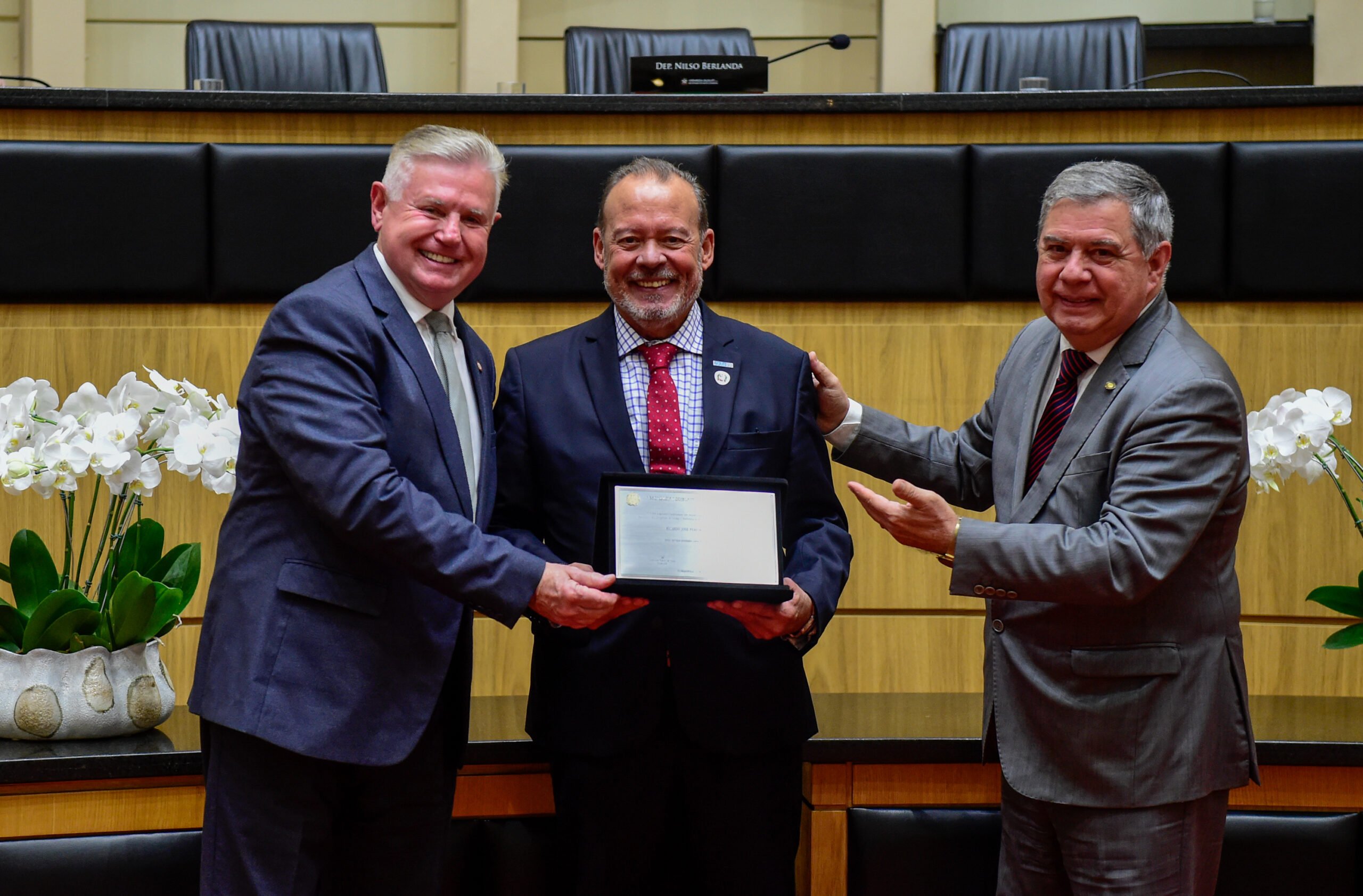 ADVB/SC é homenageada pelos seus 40 anos em sessão solene na Alesc